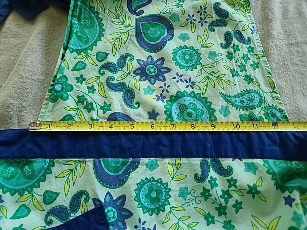 Peacock Apron With Ruffles - Picture 7 of 10